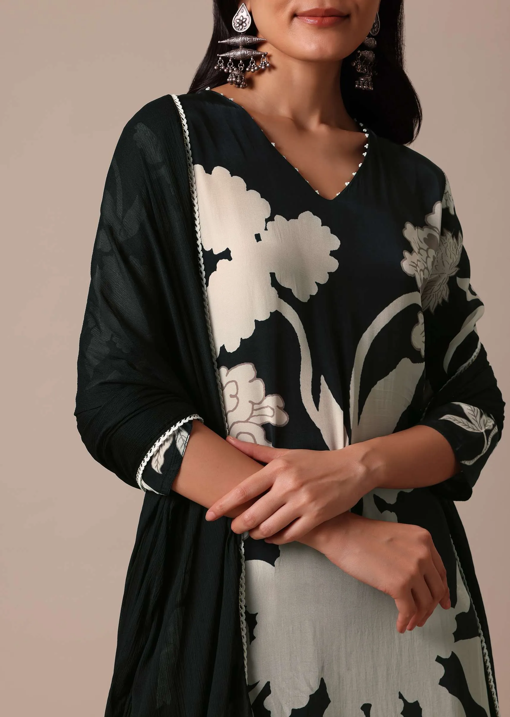 Black Satin Printed Kurta Set With Bead Work