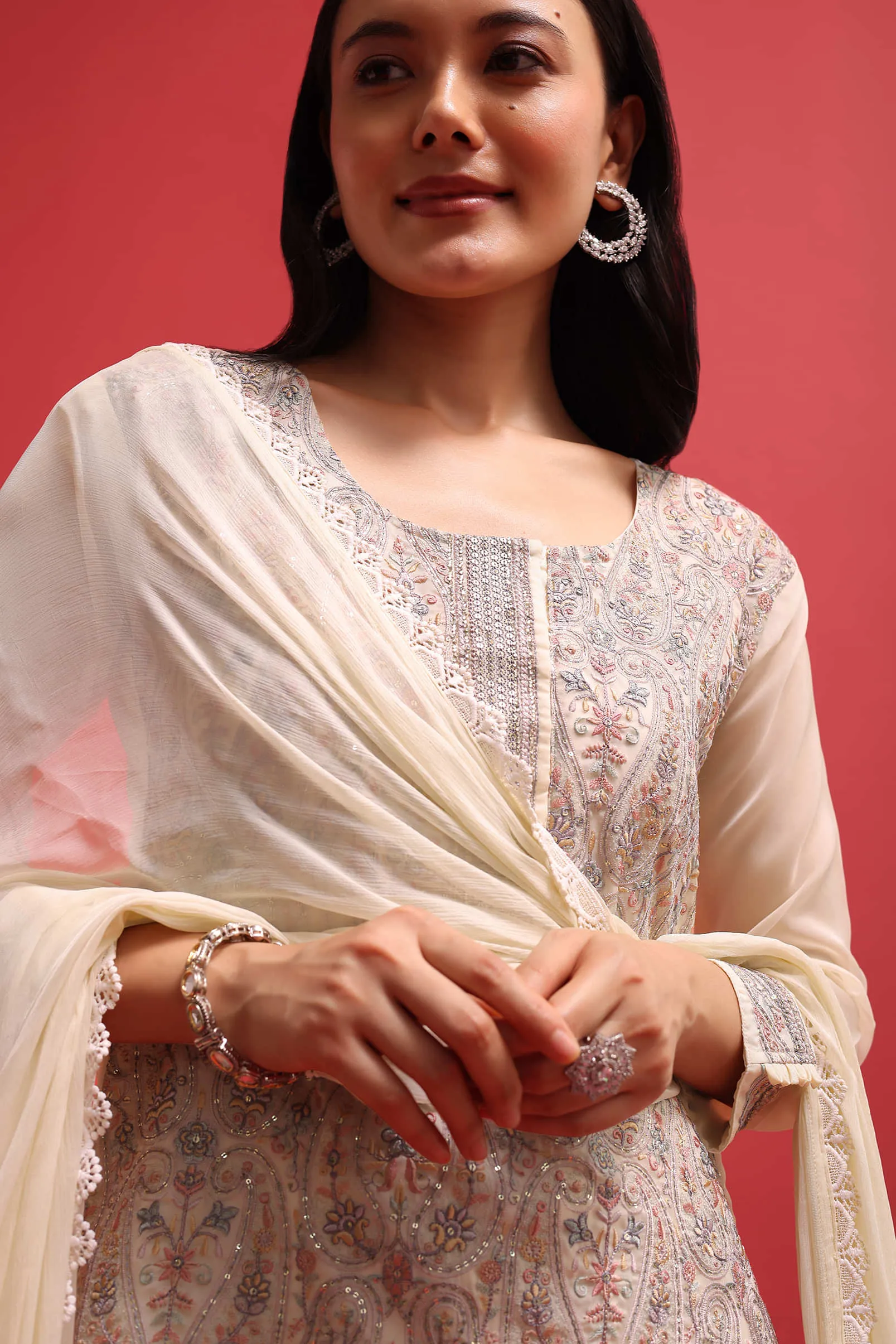 Ivory Organza Kurta Pant Set With Resham Work