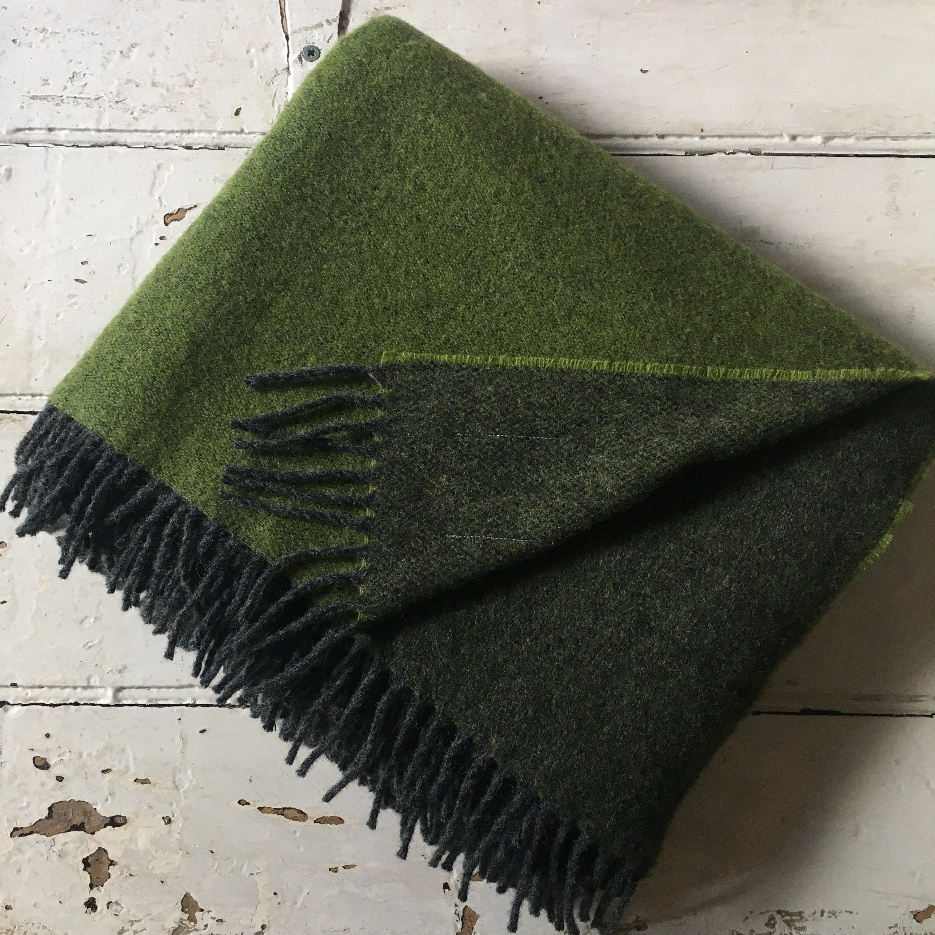 McNutt | Luxury Collection Pure Wool Blanket | Meadow Green Reversible